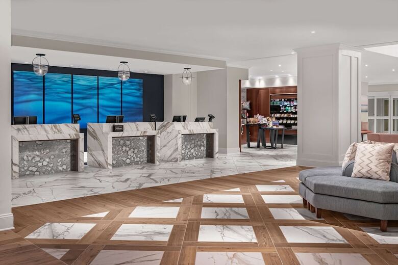 Hotel Embassy Suites By Hilton Charleston Harbor Mt. Pleasant