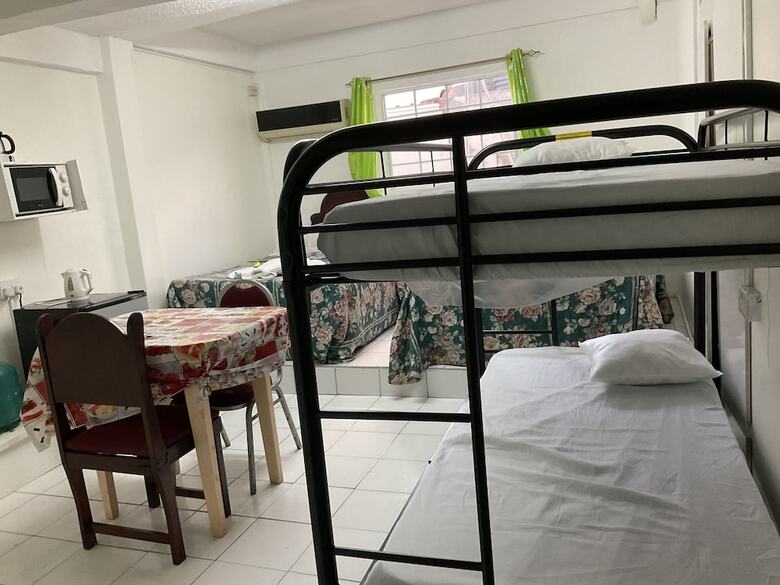 Hotel Stephanie's Apartments Ltd