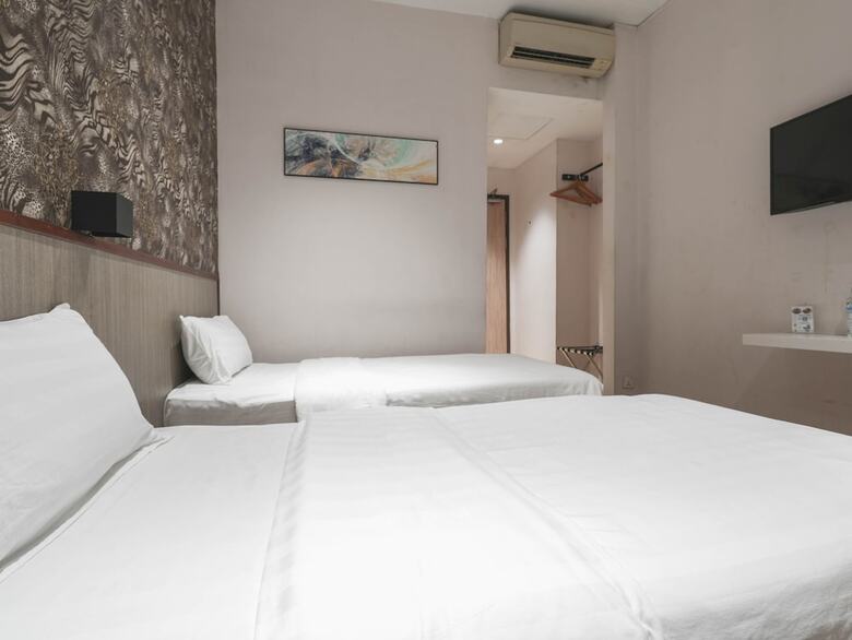 The Noble Hotel