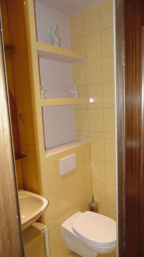 Hotel Atrium Guesthouse