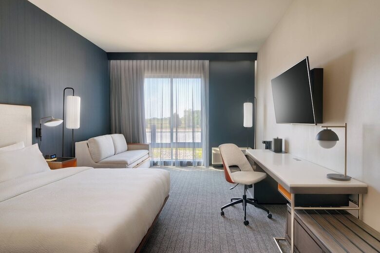 Hotel Courtyard By Marriott Ames