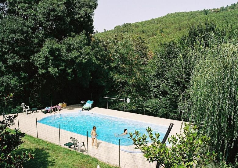 Hotel H�tel Lou Cante Perdrix