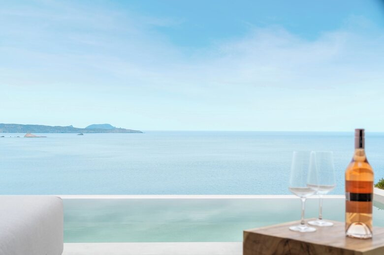 Hotel Domes White Coast Milos, Adults Only