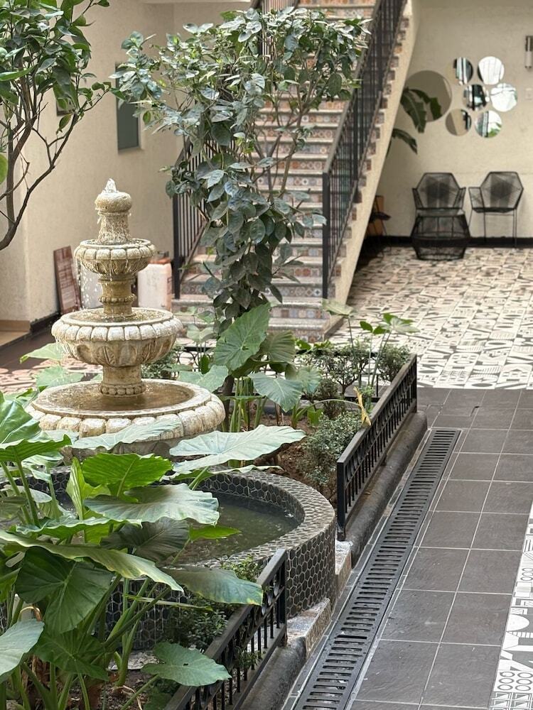 Hotel Gallo Rubio