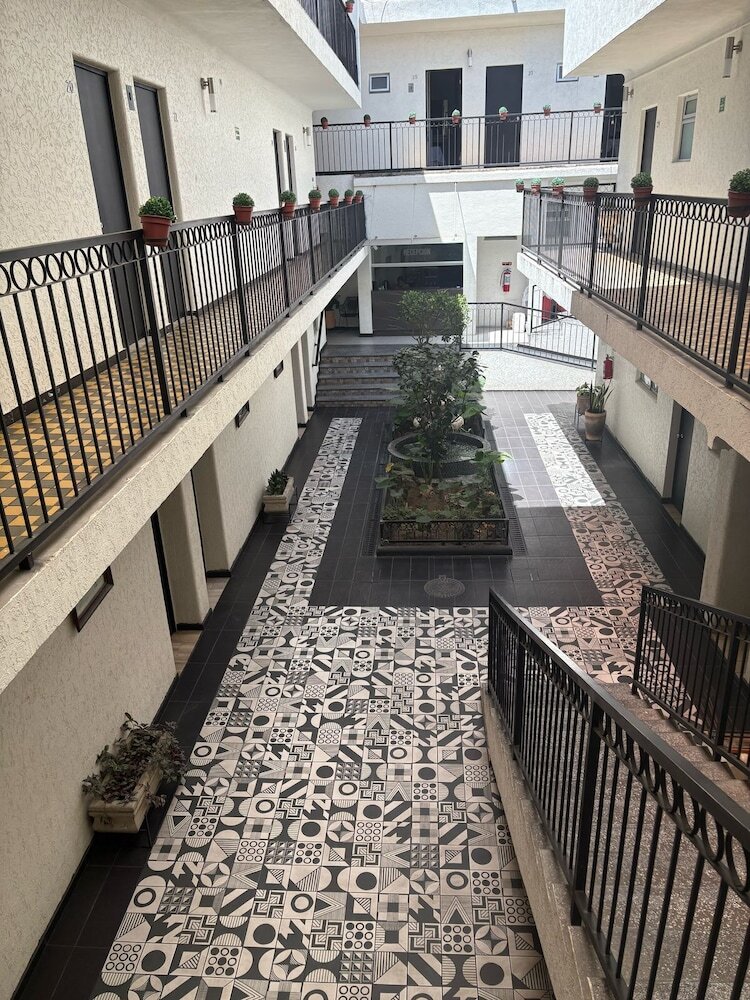 Hotel Gallo Rubio