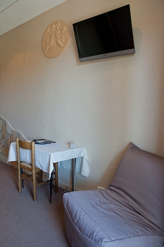 Hotel H�tel Et Studios Les Amandiers