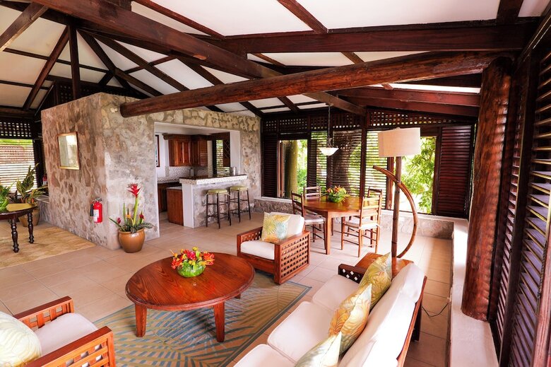 Stonefield Villa Resort