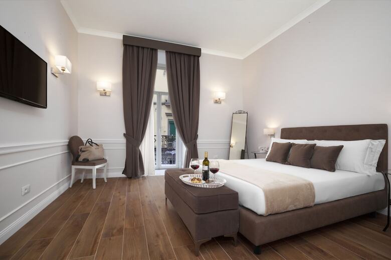 La Fontanina Suites