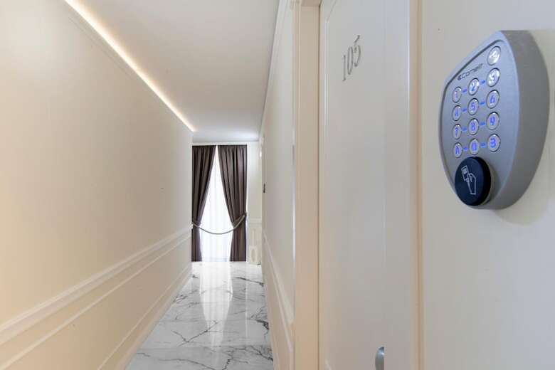 La Fontanina Suites