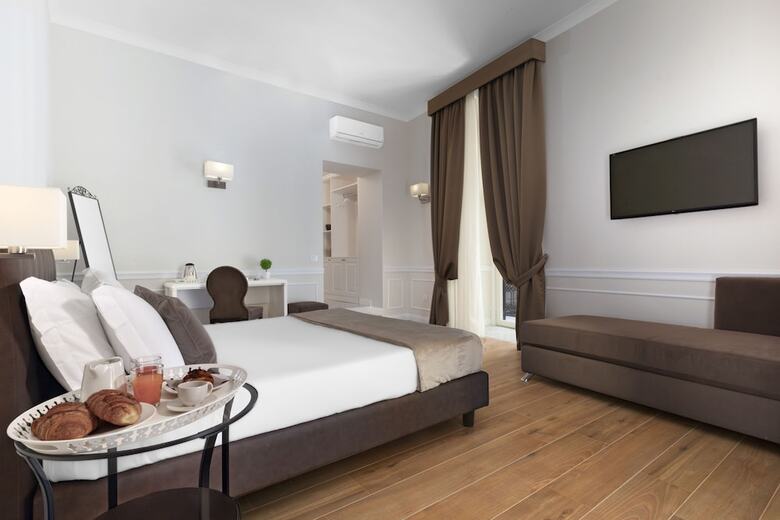 La Fontanina Suites