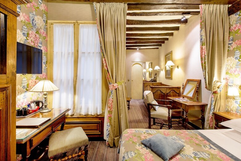 Hotel H�tel Left Bank Saint Germain