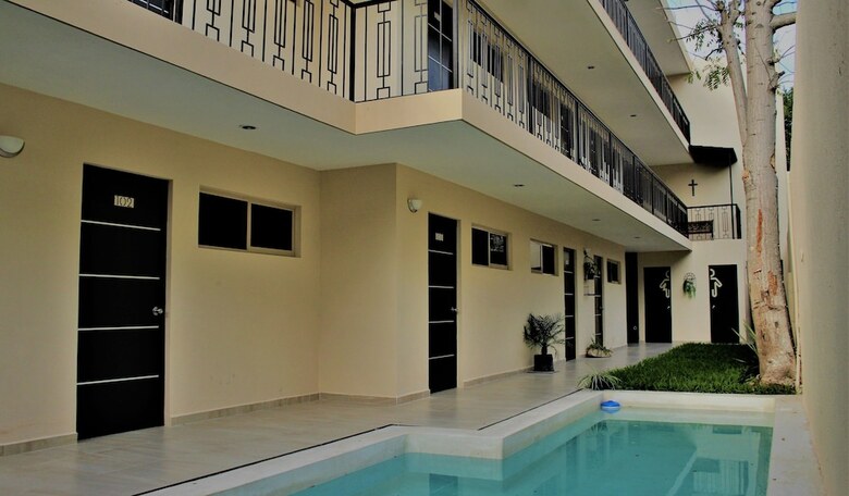 Hotel Virreyes
