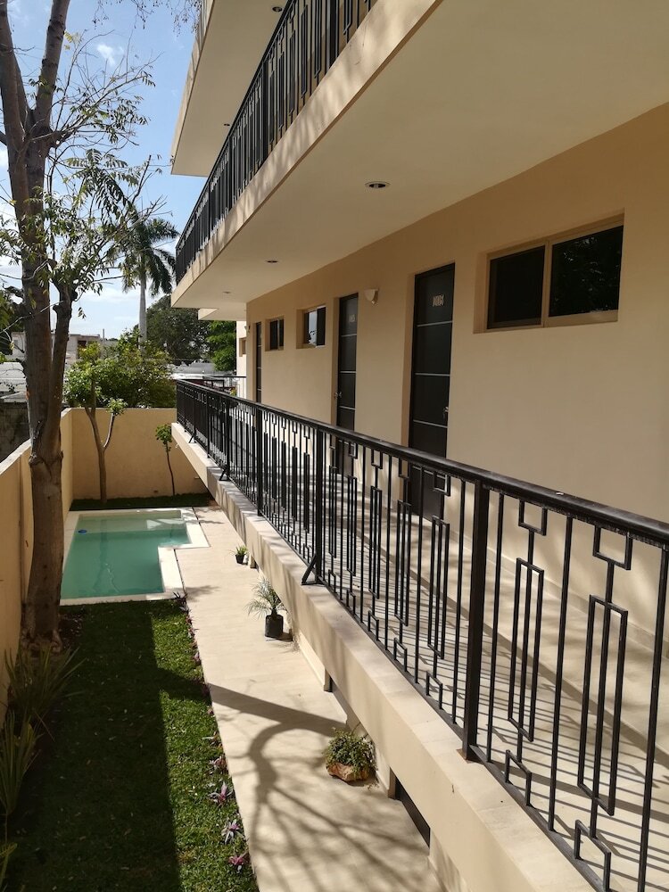 Hotel Virreyes