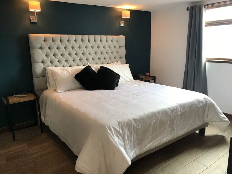 Hotel Santiurde