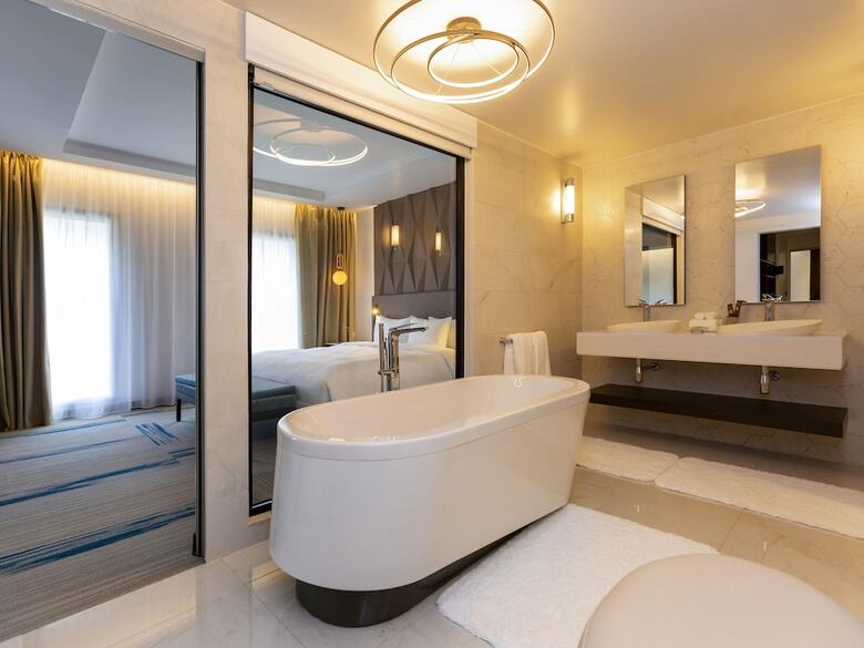 Hotel Novotel Convention And Spa