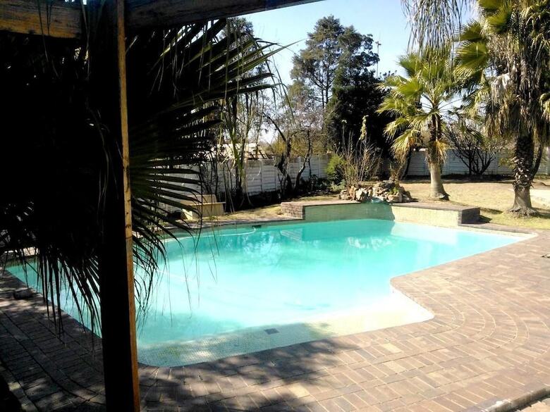 Fourways Boarding Lodge