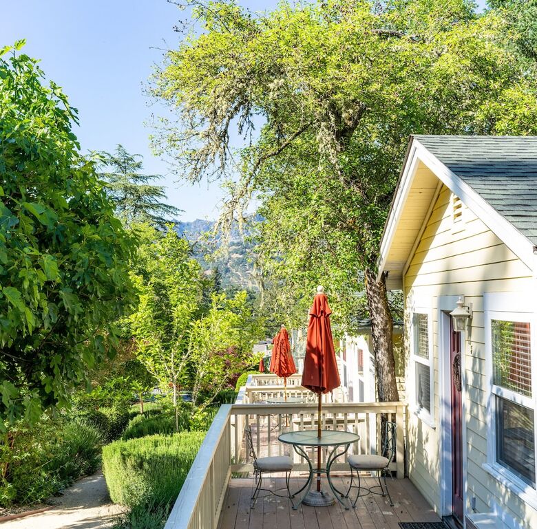 Hotel Aurora Park Cottages