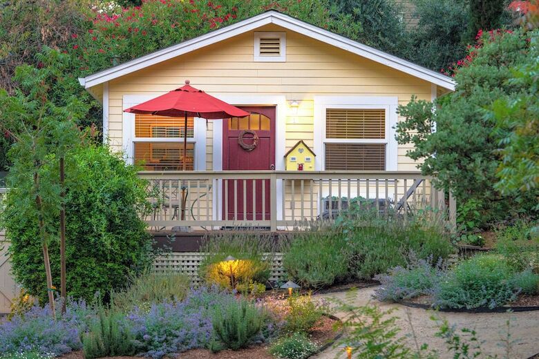 Hotel Aurora Park Cottages