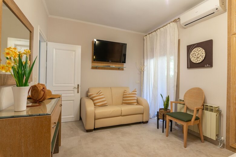 Villa Haroula