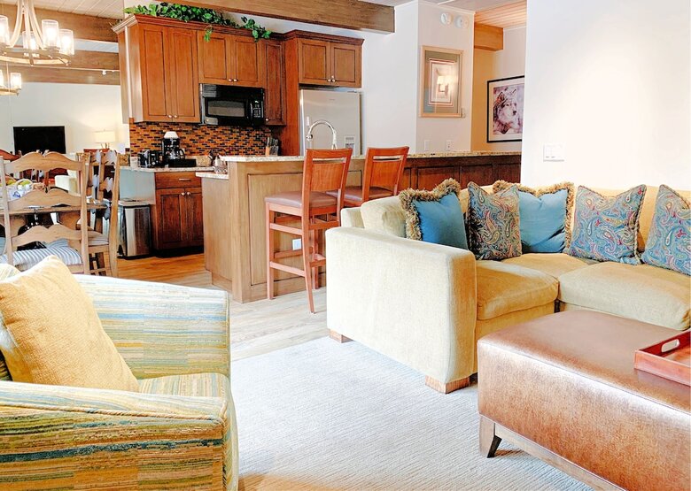 Aparthotel Aspen Square Condominium Hotel