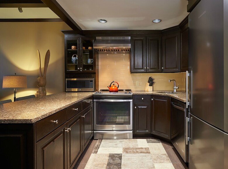 Aparthotel Aspen Square Condominium Hotel
