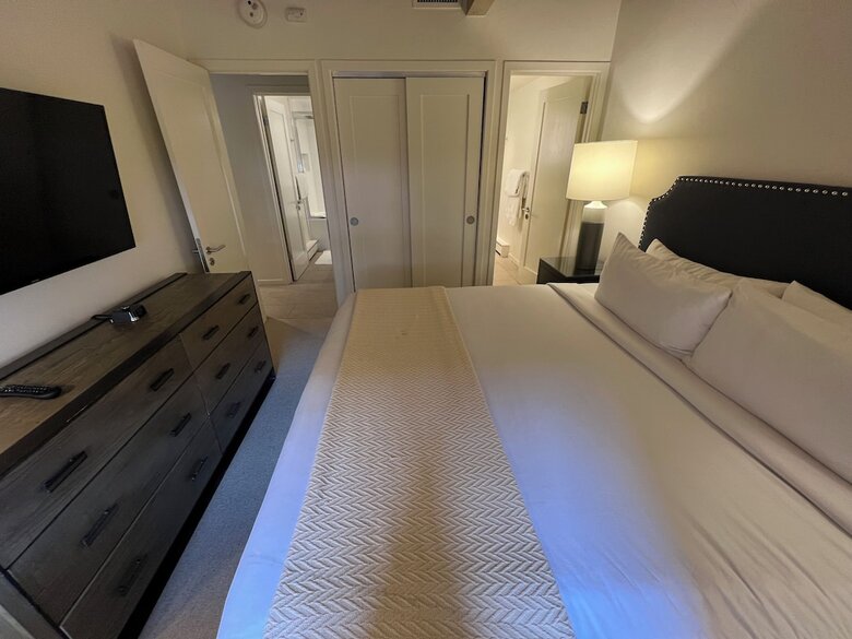 Aparthotel Aspen Square Condominium Hotel