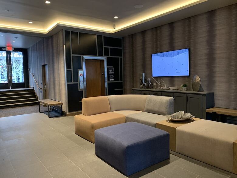 Aparthotel Aspen Square Condominium Hotel