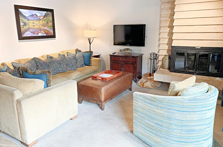 Aparthotel Aspen Square Condominium Hotel