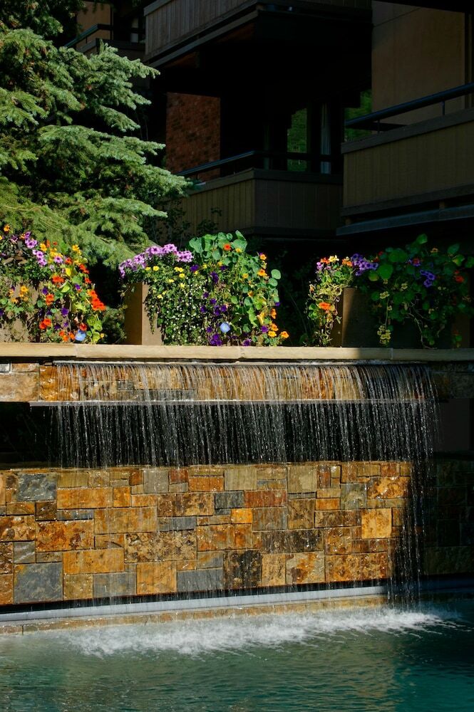 Aparthotel Aspen Square Condominium Hotel