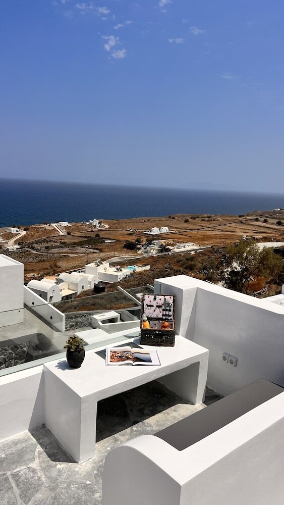 Lf Suites & Villas