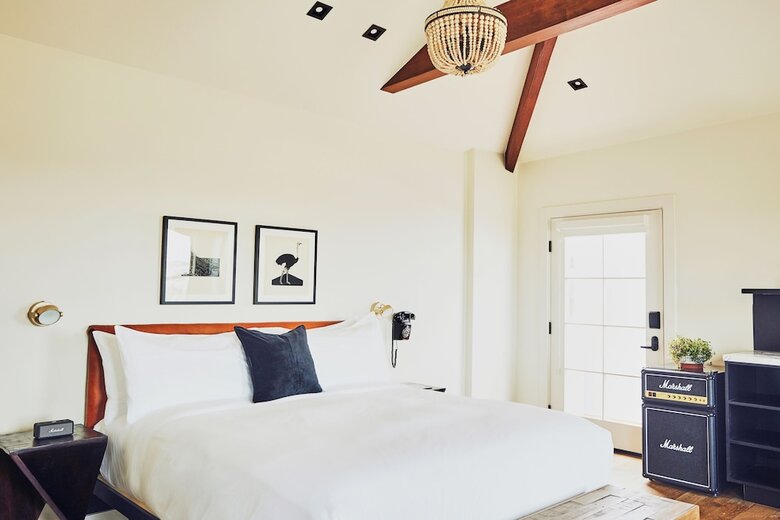 Venice V Hotel