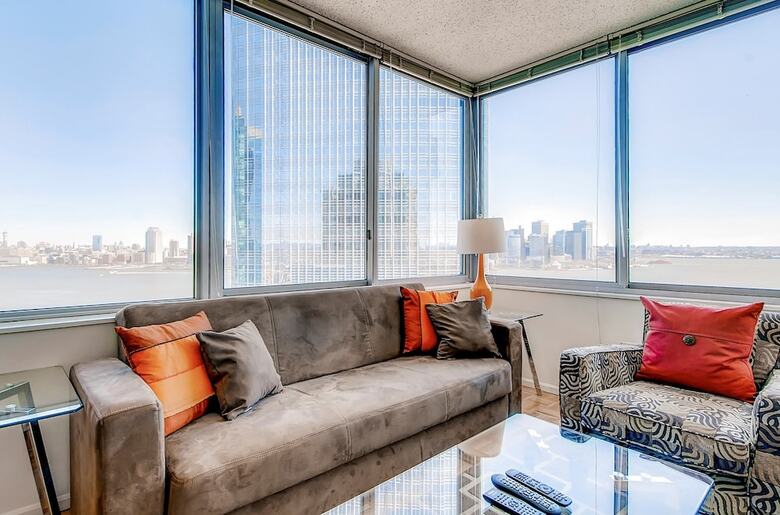 Hotel Global Luxury Suites At Exchange