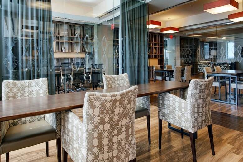 Hotel Global Luxury Suites At Exchange