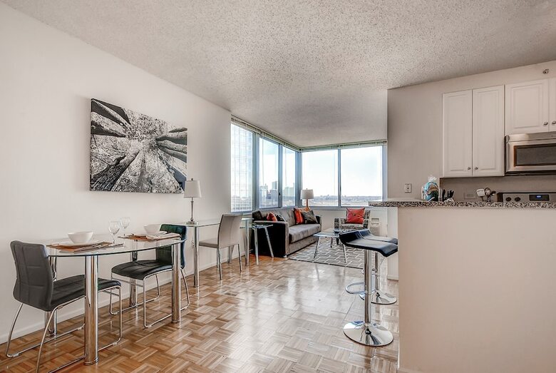 Hotel Global Luxury Suites At Exchange
