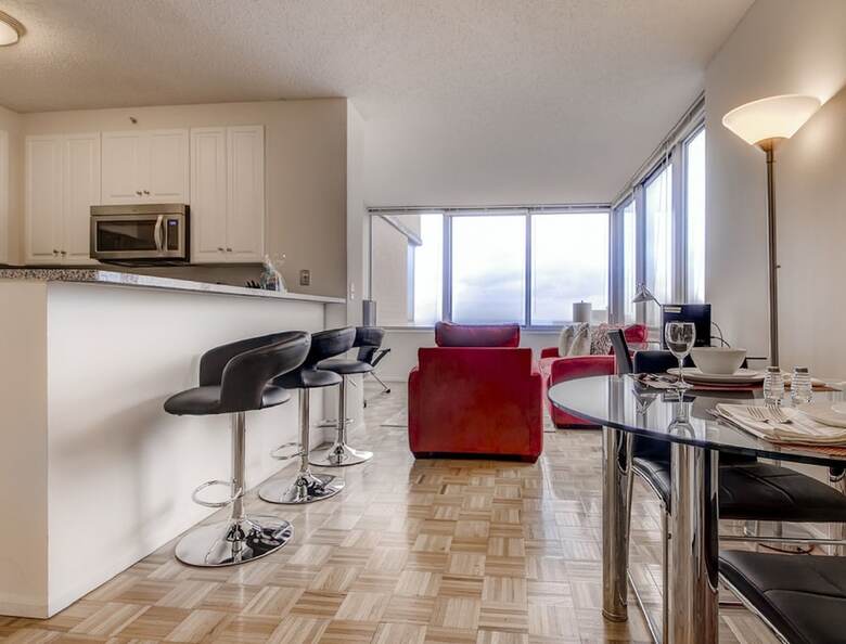 Hotel Global Luxury Suites At Exchange