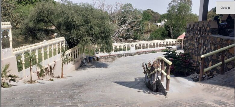 Hotel Badigarh Palace Resort