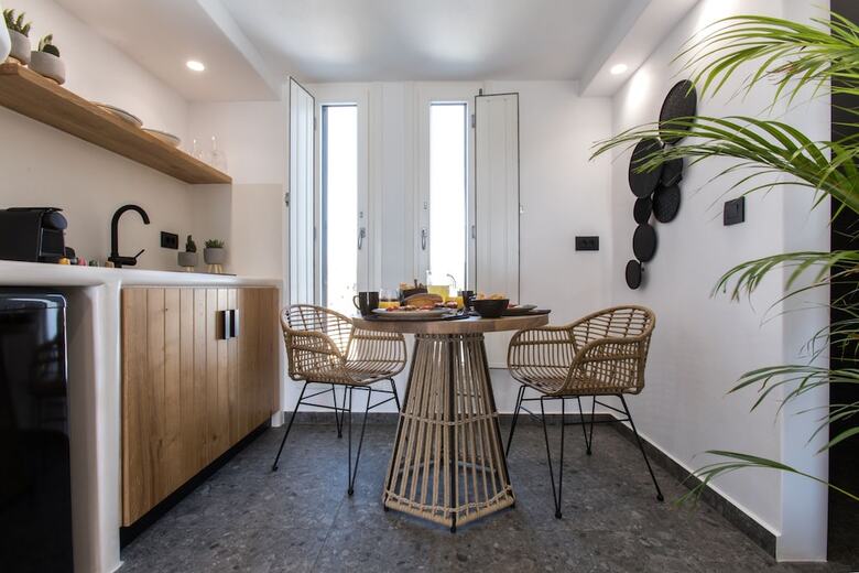 Hotel Naxian Secret