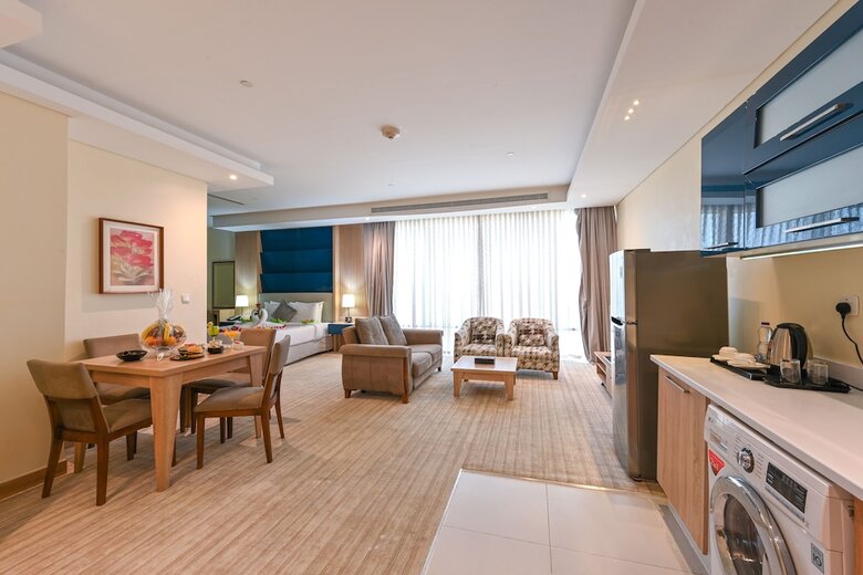 Almansour Suites Hotel Doha