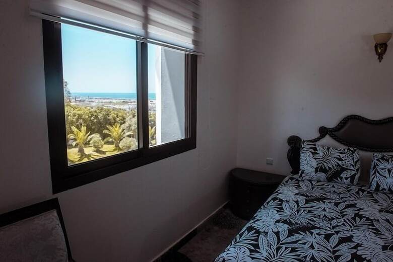 Hotel Regency Park And Suites