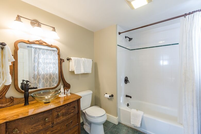 Bed & Breakfast 1824 House