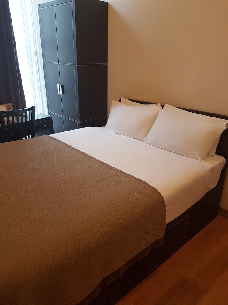 Hotel The Royale Chulan Hyde Park