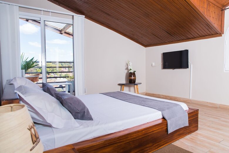 H&h  Chambre De Charme