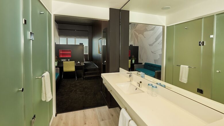 Hotel Sky Cape Town
