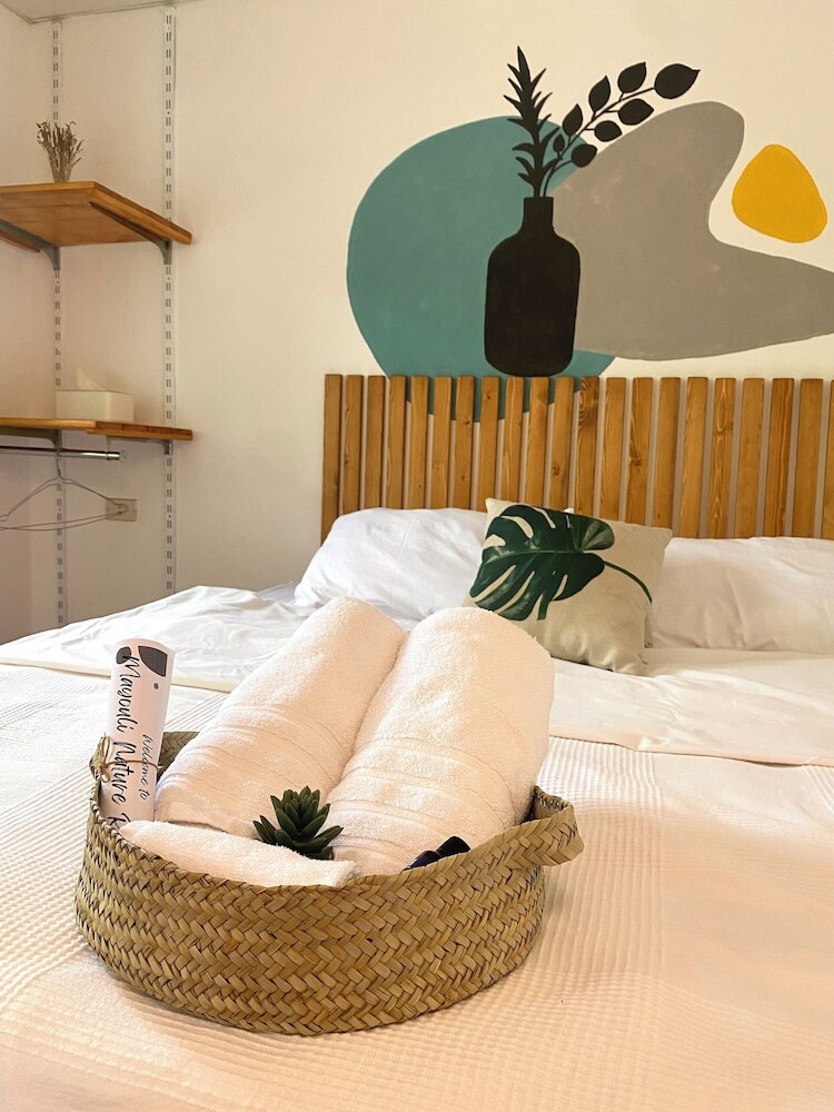 Bed & Breakfast Mayouli Nature Retreat