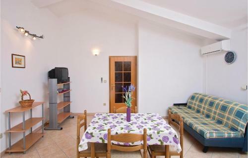 Apartment Galizana Limido Dele Roje