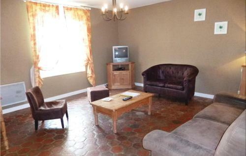 Holiday Home Les Pres H-765