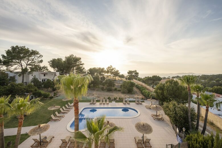 Aparthotel Apartamentos Blanco Sol