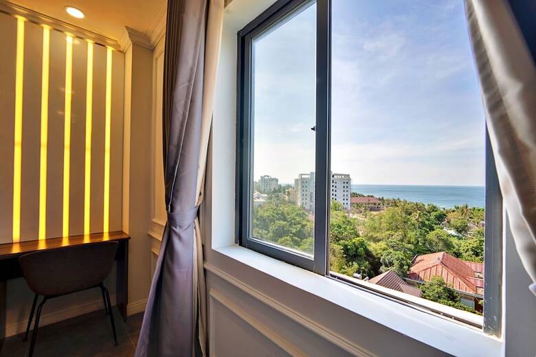 S79 Hotel Happy 88 Tran Hung Dao Street