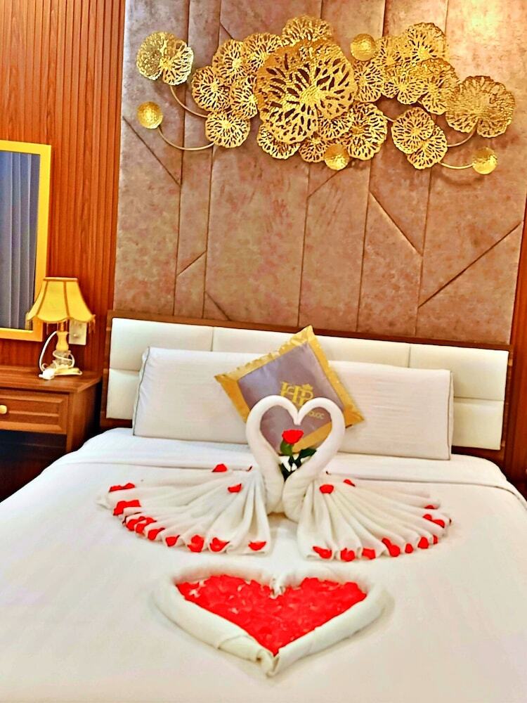 S79 Hotel Happy 88 Tran Hung Dao Street