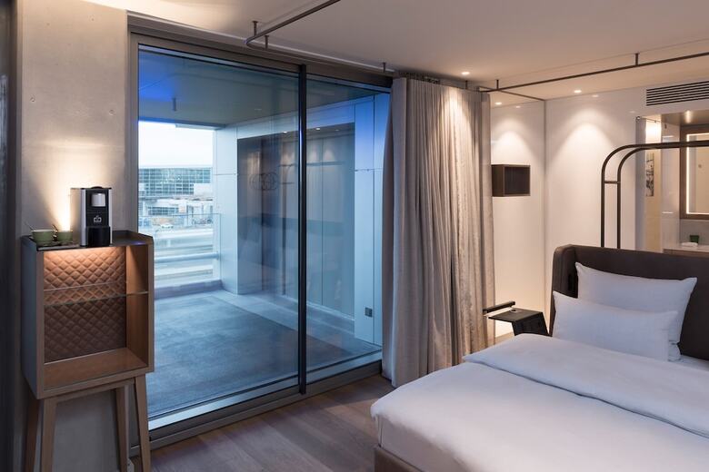 Hotel B'mine Frankfurt Airport